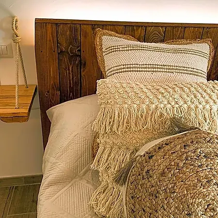 Anastasia Bed & Breakfast 4*